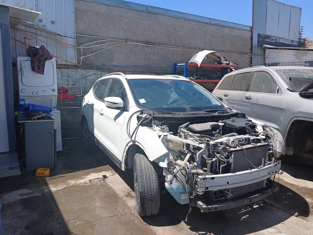 Nissan Qashqai J11 en desarme