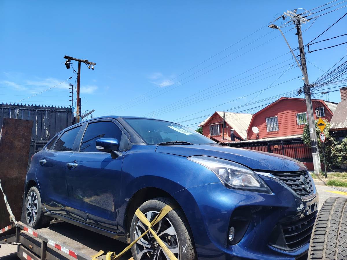 Suzuki Baleno GLX en desarme
